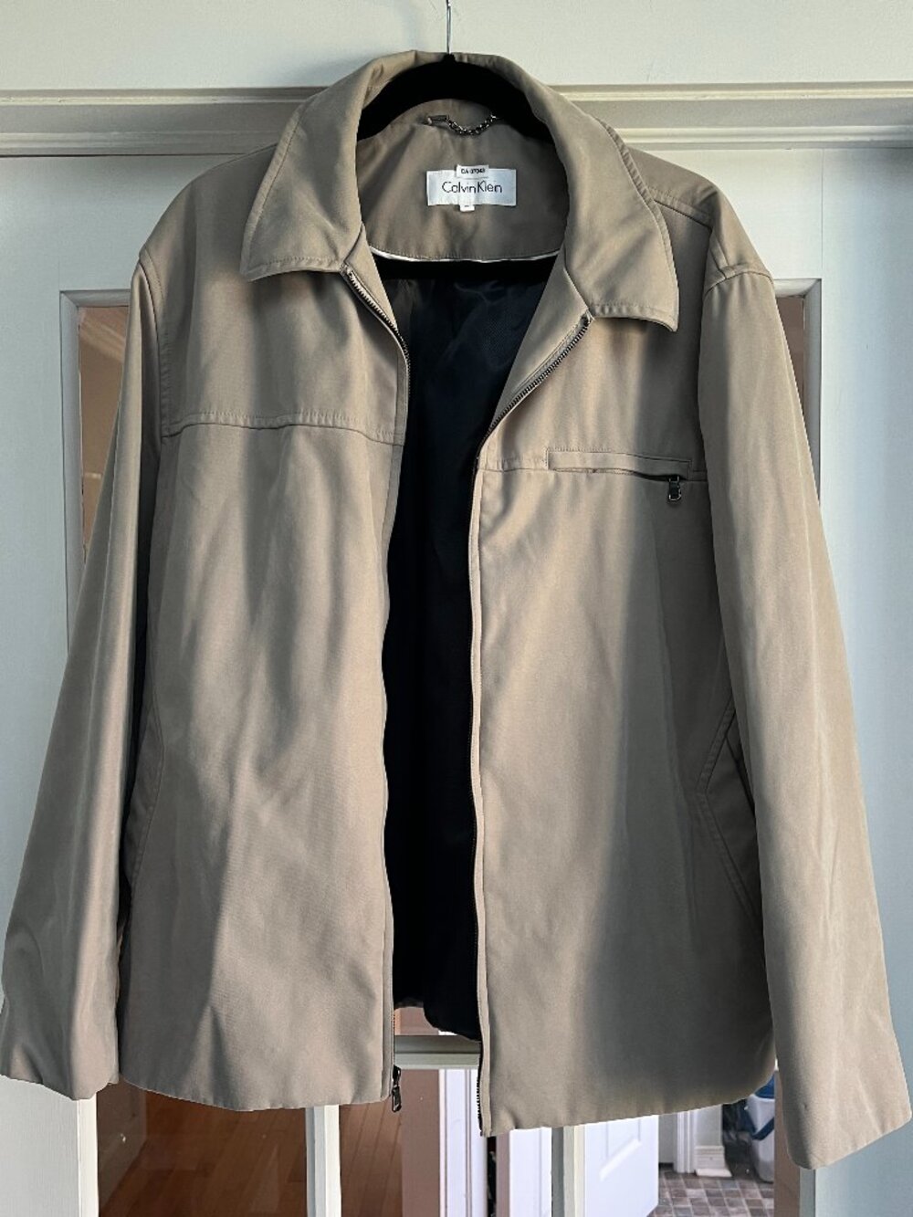 Calvin Klein Men’s Jacket XL Beige Lightweight Zip Coat Casual Windbreaker